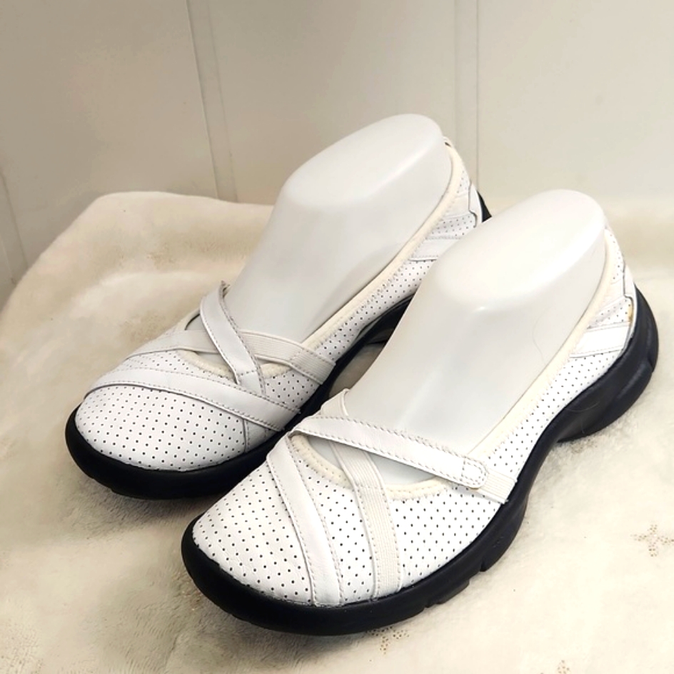 Clarks Pr!Vo White Leather Slip On Adjustable Strap Golf Sandals Shoes. Size 5.5